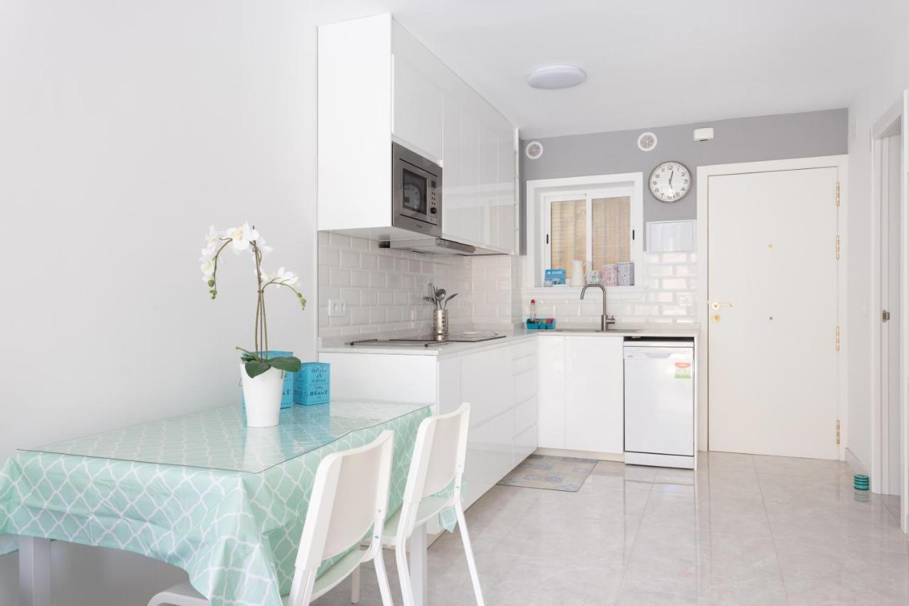 Home2Book Cozy Pool & Terrace Apt Los Cristianos لوس كريستيانوس المظهر الخارجي الصورة